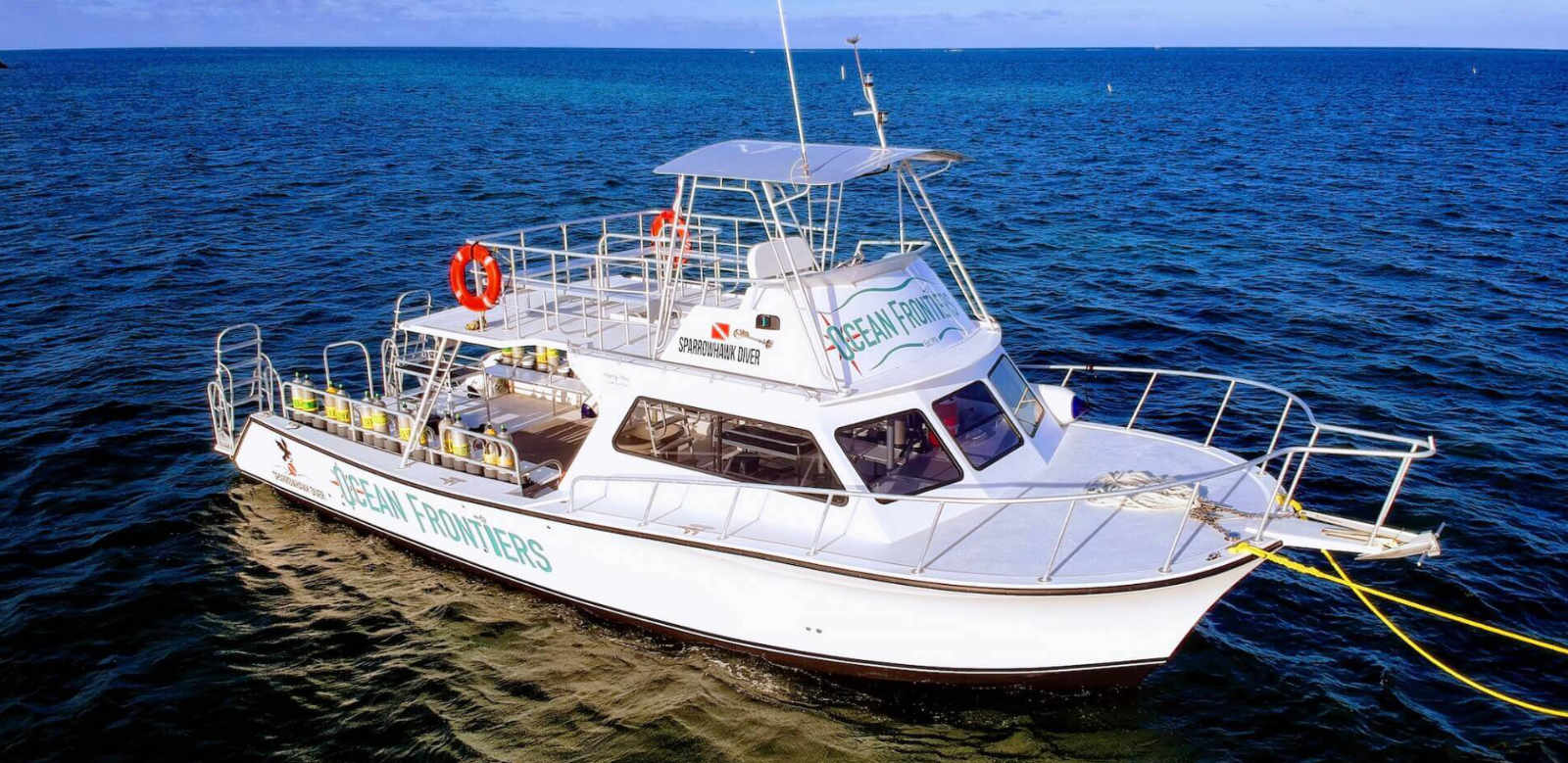 diving yacht