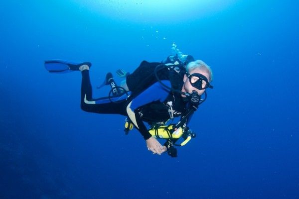 PADI Self-reliant Diver Certification Course in the Cayman Islands