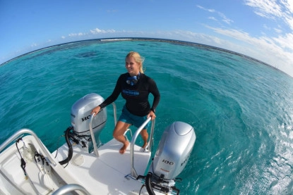 Pelican Stingray Snorkel Boat