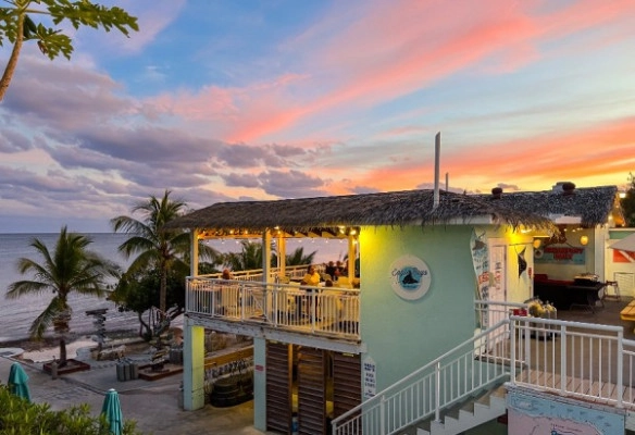 Eagle Ray’s Bar & Grill serves up Oceanfront Flavor and Island Vibes at Compass Point Dive Resort